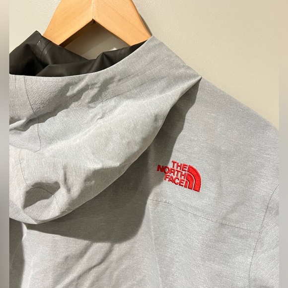 The North Face Dryzzle Gore-Tex Jacket - Picture 5 of 10